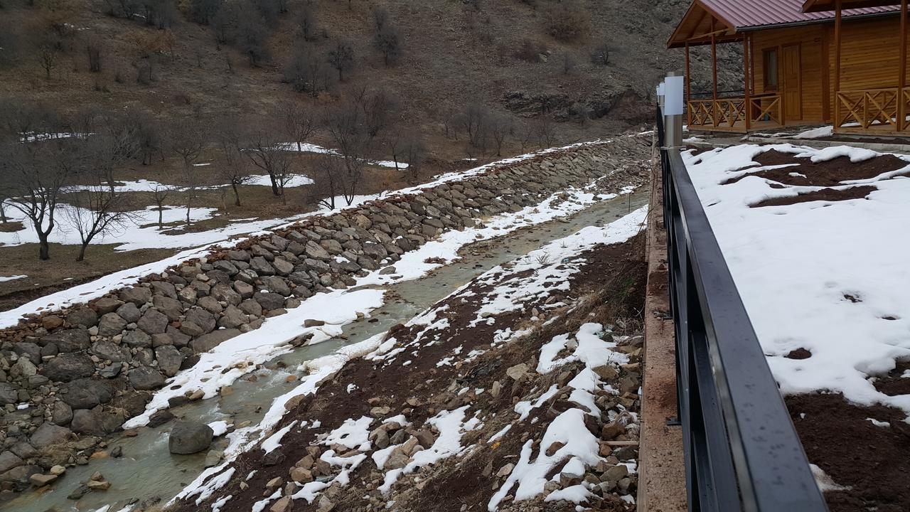 Karsi Bahce Hotel Sebinkarahisar Buitenkant foto